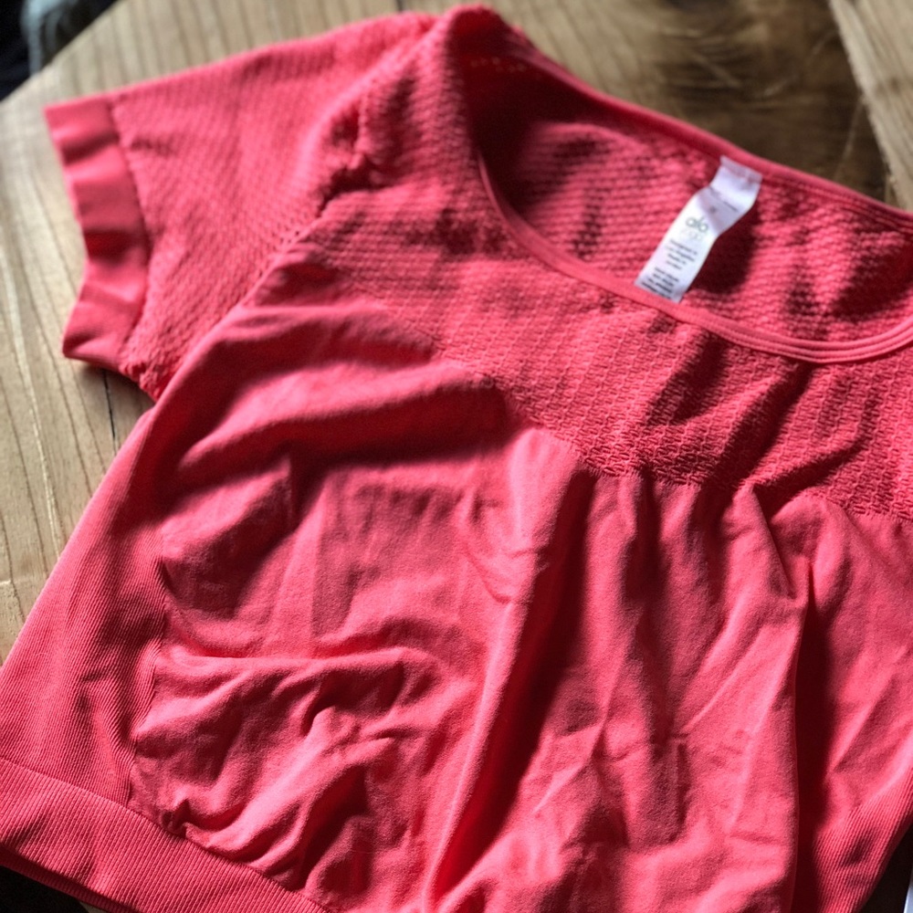Alo yoga crop top